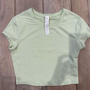 ALO yoga shirt size small